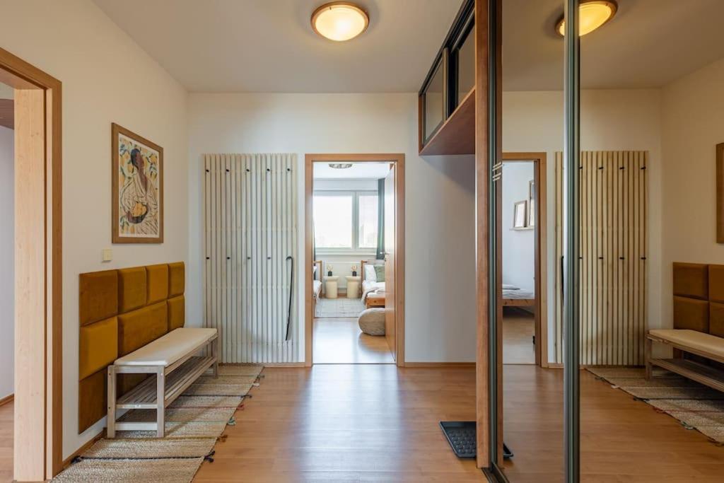 Duna Retreat: City Serenity Bratislava Exterior foto
